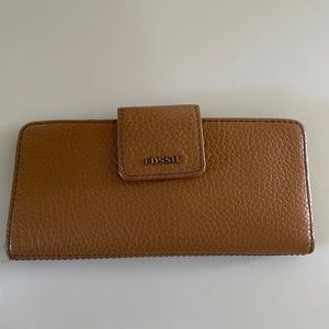 Fossil wallet